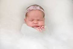 Newborn-photoshoot-Redcliffe